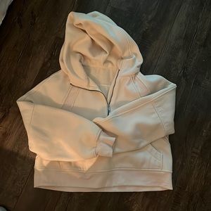 Lululemon scuba cropped cream